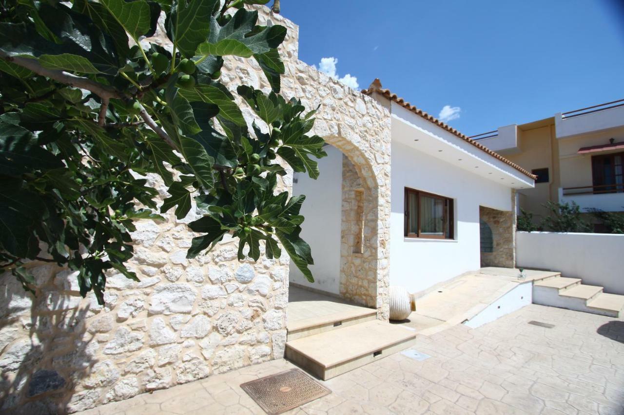 Villa Vanilla Agioi Theodoroi Buitenkant foto