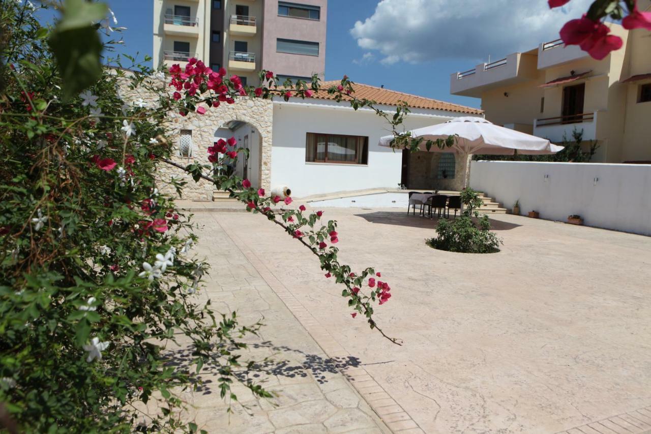 Villa Vanilla Agioi Theodoroi Buitenkant foto