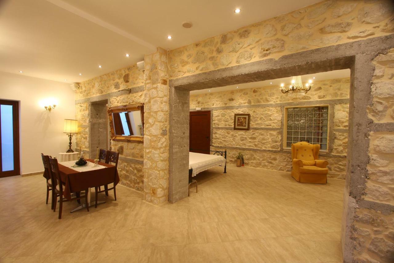 Villa Vanilla Agioi Theodoroi Buitenkant foto